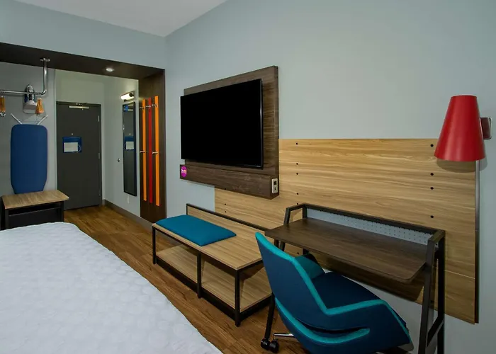 Tru By Hilton Airport Columbus